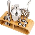 Cocktail shaker set