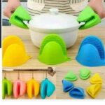 Silicone pot Holder pair
