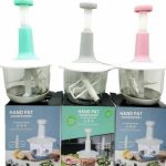Manual vegetable chopper and mincer