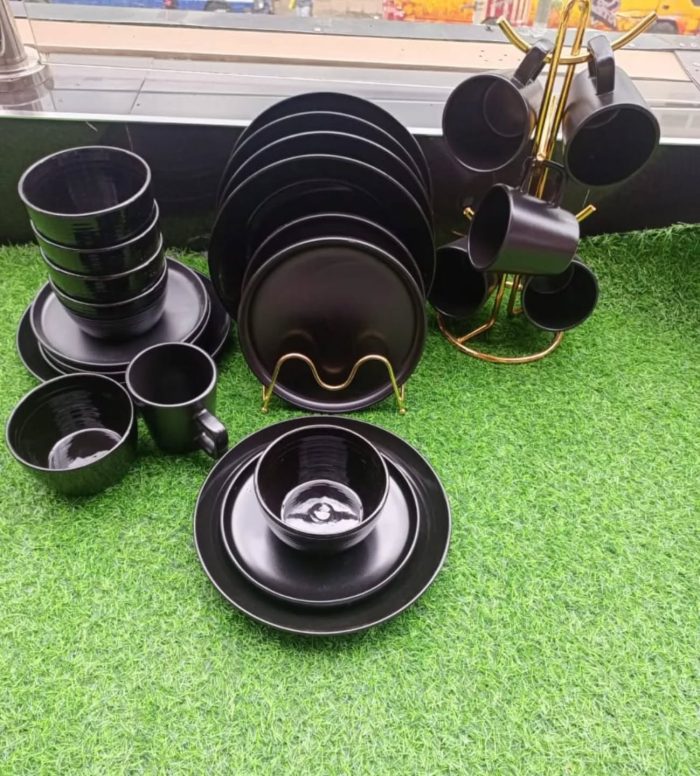 24pc ceramic dinner set - Image 1