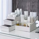 Make up organizer
