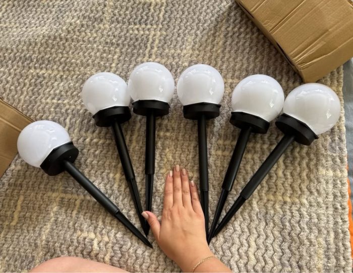 6pc outdoor solar light set - Image 1