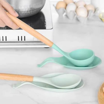 Silicone spoon rest