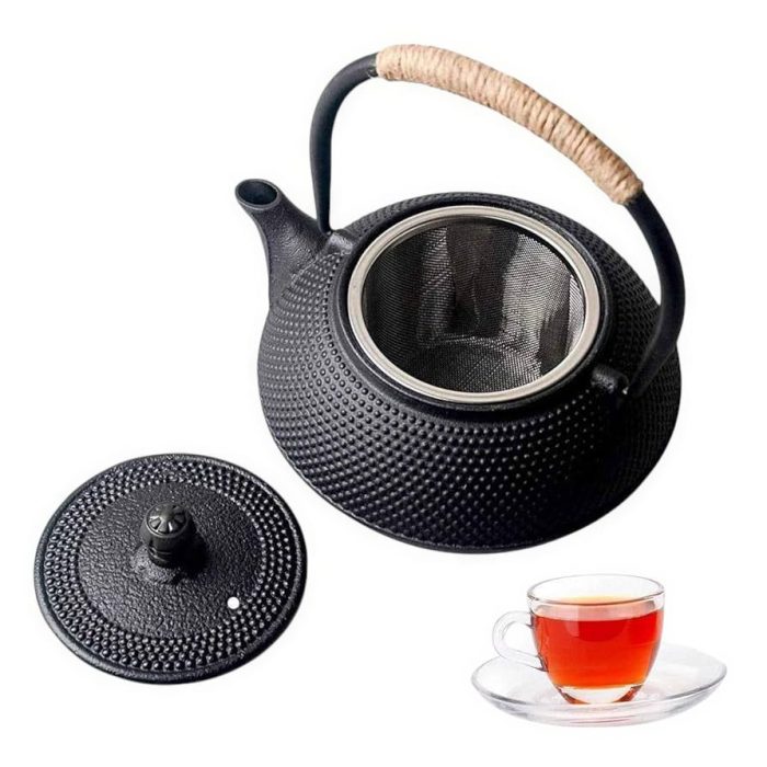 Cast iron tea pot with infuser 900ml - Image 1