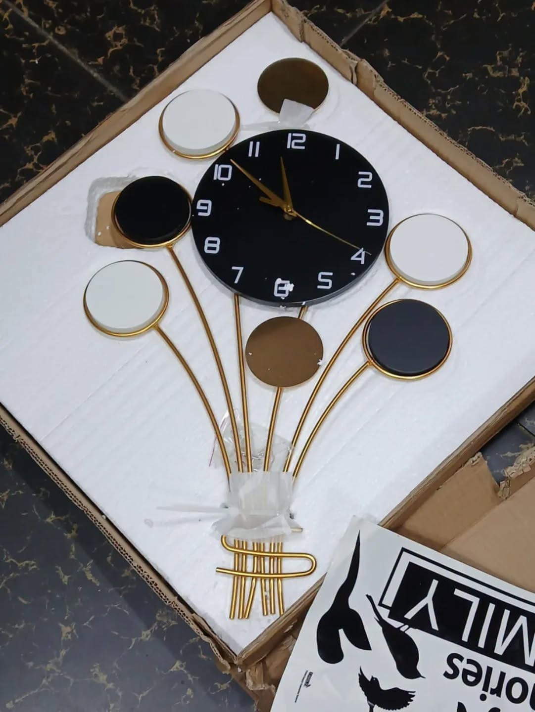 721136791_1068394075661209_867736998152375679_n Decor wall clock - Image 1