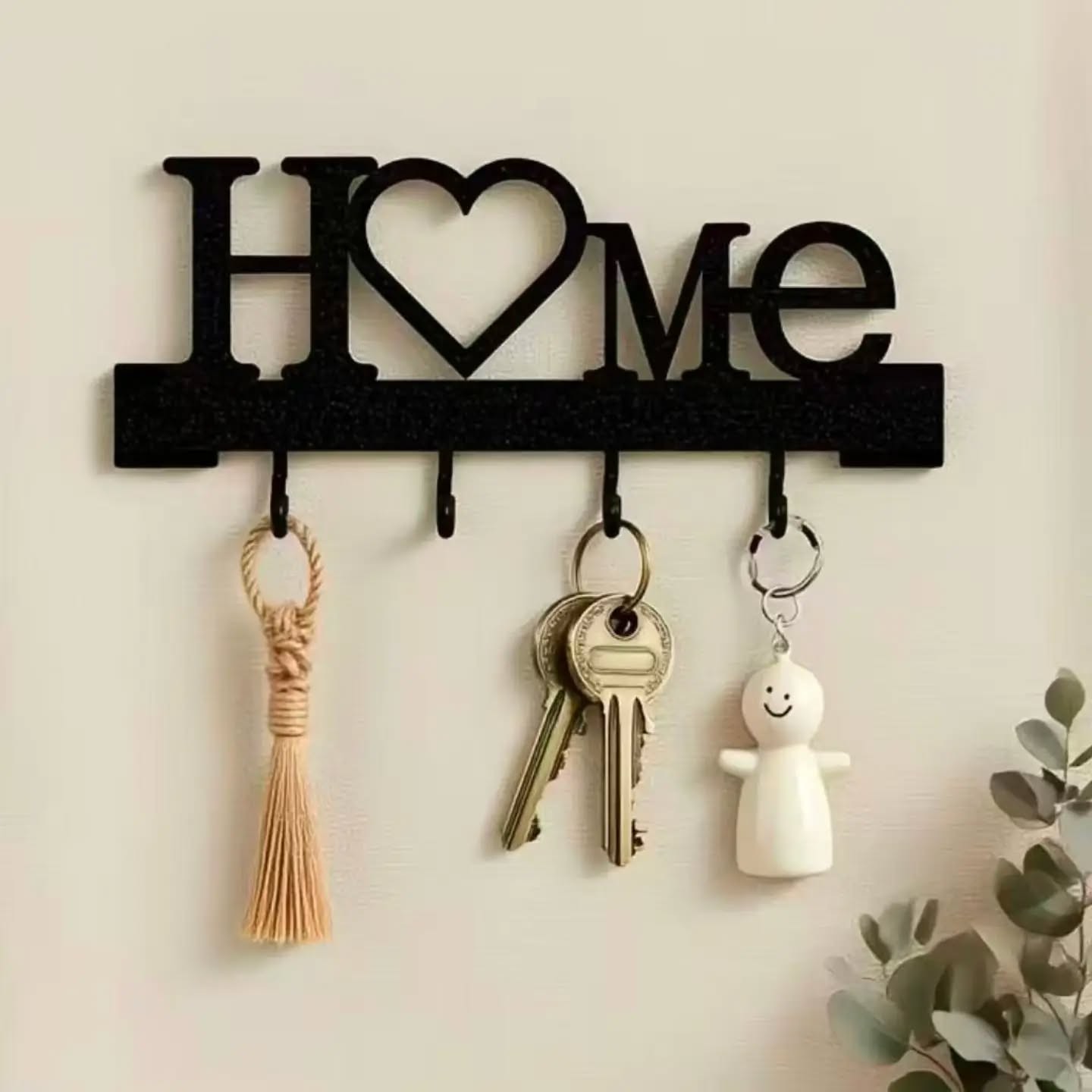 732722349_18479336581099265_5094338144119269034_n (1) Home Key hanger with hooks - Image 1