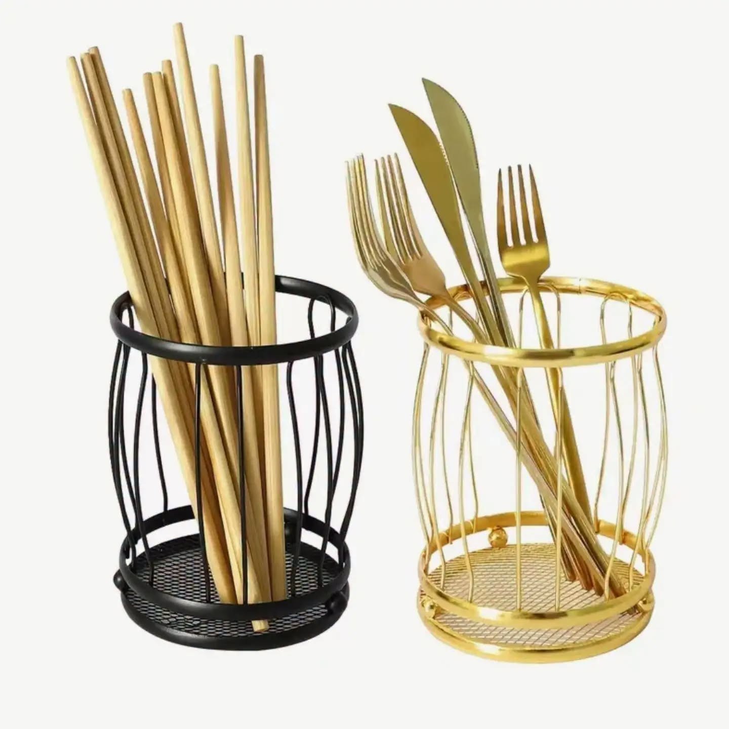762689013_3161907944020153_3142077079041689498_n (1) Metallic cutlery holder - Image 1