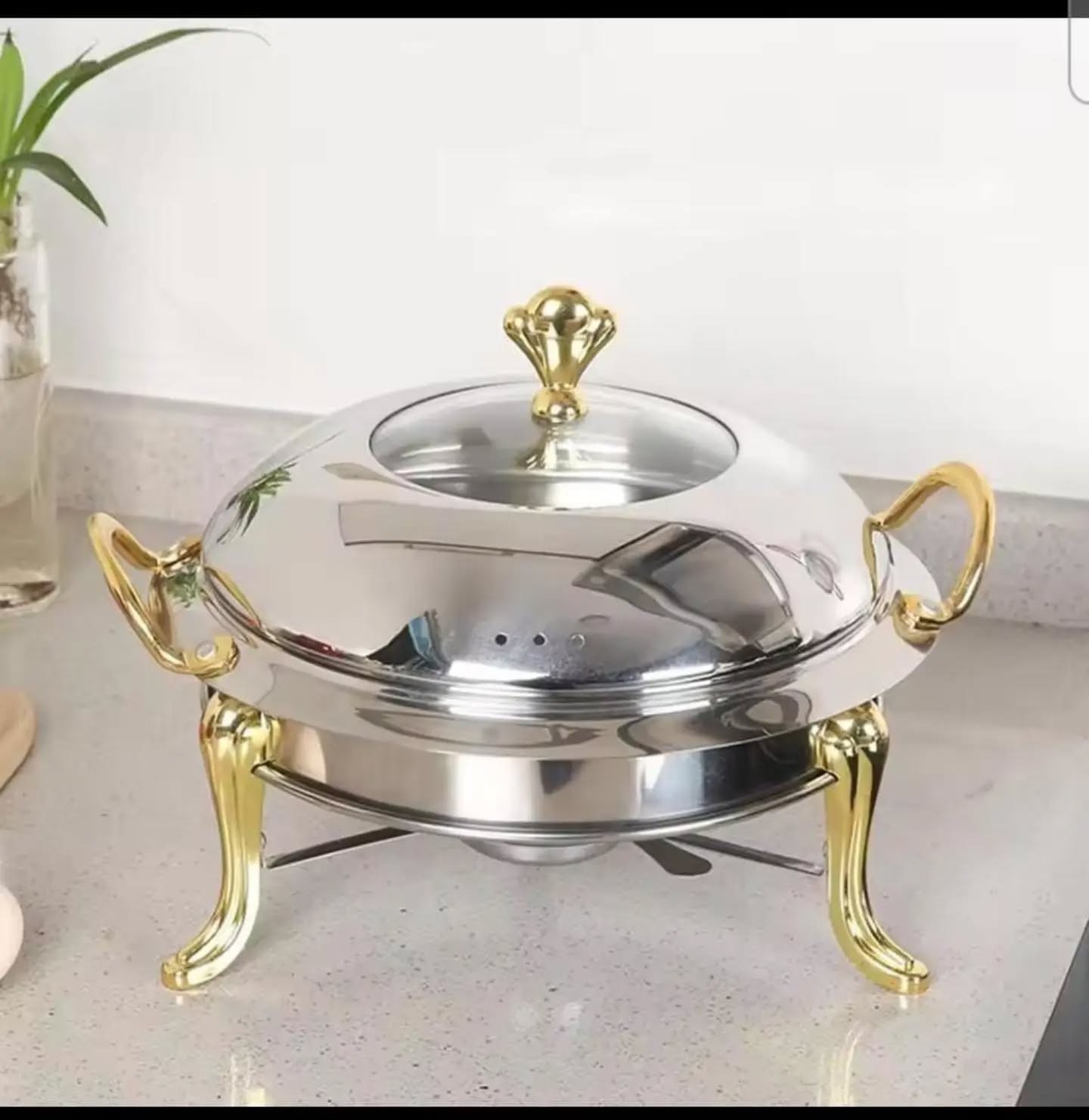 800935077_18494437216099265_3854226359078797042_n Round chafing dish - Image 1