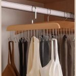 Wooden hanger with 8 hooks